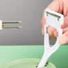 Apples Machine Peeler Clipping Fruit Peeling Slicer Cutter Peeler Kitchen Tool Handcrank Fruit Peeler Automatic Rotation Peeling - Light Green